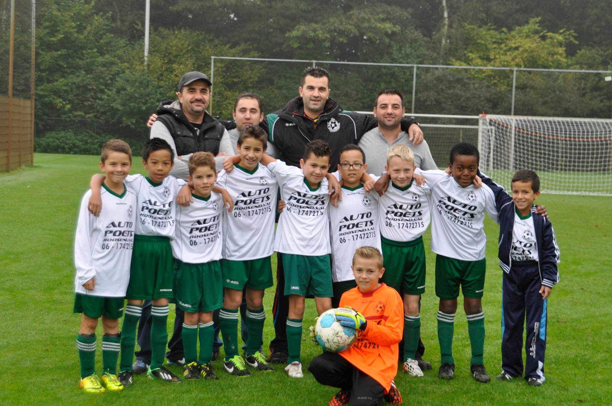 Autopoets Roosendaal sponsort Voetbalvereniging BSC Roosendaal